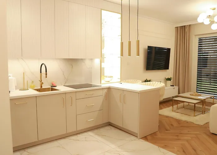 Piano 오스트로웽카